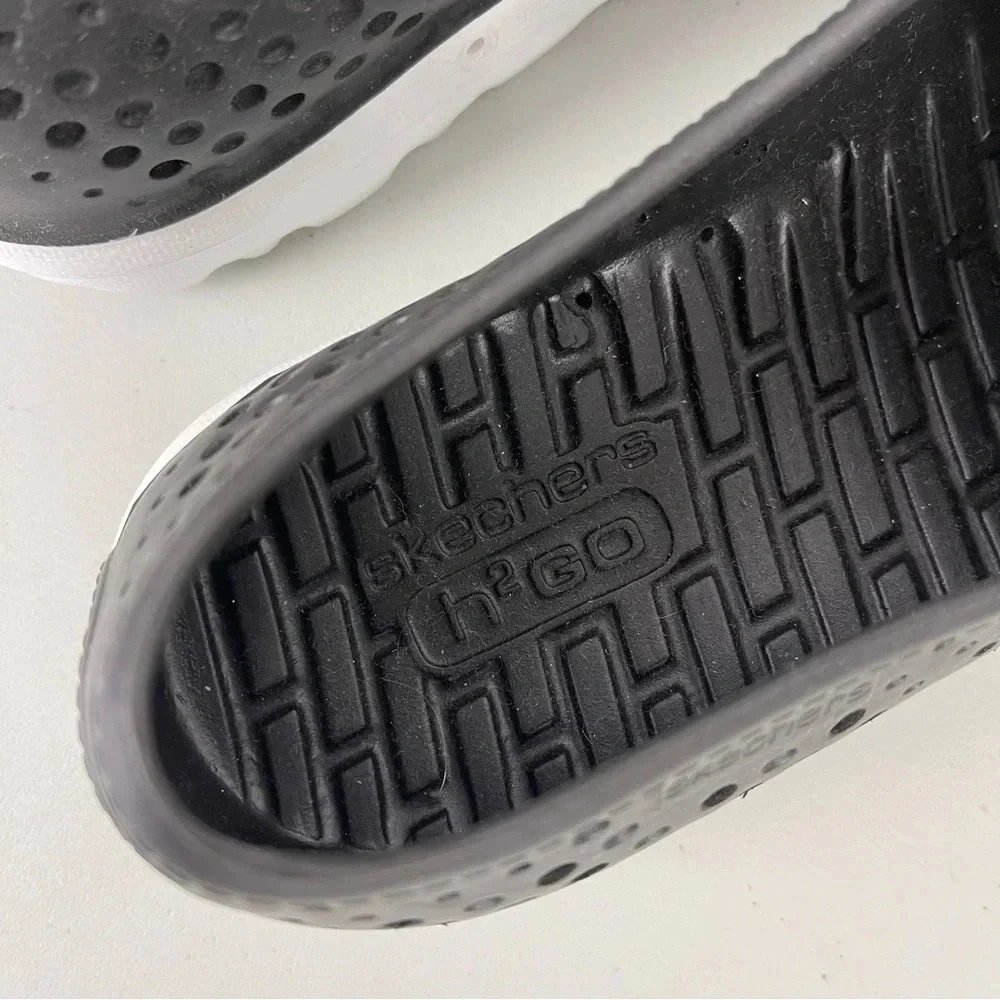 Skechers Performance Black H2 Go Slip On Water Shoes Unisex Size 3 Youth